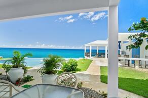 The W Villa 5 B R Oceanfront w Staff