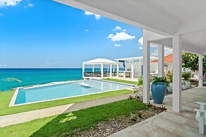 The W Villa 5 B R Oceanfront w Staff