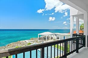 The W Villa 5 B R Oceanfront w Staff