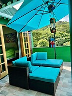 Turtle Point Bequia - 4 B R Villa w Staff