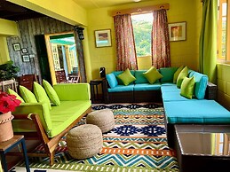 Turtle Point Bequia - 4 B R Villa w Staff