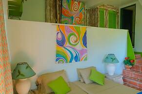 Turtle Point Bequia - 4 B R Villa w Staff