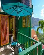 Turtle Point Bequia - 4 B R Villa w Staff