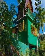 Turtle Point Bequia - 4 B R Villa w Staff