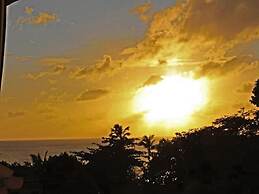 Sea Symphony Barbados - 6 B R Beachfront Villa w Staff