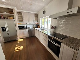 Whispering Palms 4 B R in Porters BDS