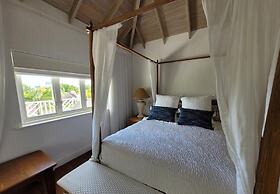 Whispering Palms 4 B R in Porters BDS