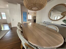 Whispering Palms 4 B R in Porters BDS