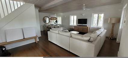 Whispering Palms 4 B R in Porters BDS