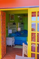 Flamingo Bequia - 4 B R Villa Including Cottage