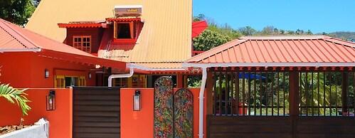 Flamingo Bequia - 4 B R Villa Including Cottage
