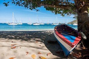 Flamingo Bequia - 4 B R Villa Including Cottage