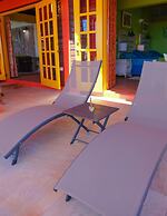 Flamingo Bequia - 4 B R Villa Including Cottage