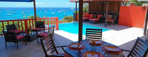 Flamingo Bequia - 4 B R Villa Including Cottage