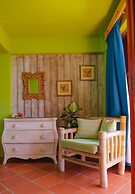 Flamingo Bequia - 4 B R Villa Including Cottage