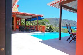 Flamingo Bequia - 4 B R Villa Including Cottage