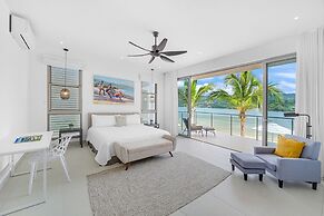 Santosha Whitehouse JM - 10 Bedroom Villa w Private Beach