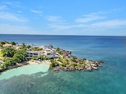 Santosha Whitehouse JM - 10 Bedroom Villa w Private Beach