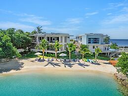 Santosha Whitehouse JM - 10 Bedroom Villa w Private Beach