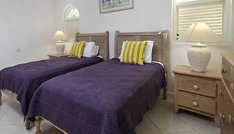 Paradise BDS - 3 B R Golf Villa at Rwml