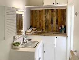 The Art Studio 12 Beachfront Apartment Barbados