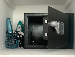 The Art Studio 12 Beachfront Apartment Barbados