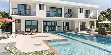 KRP - Luxury 7 B R Villa Whitehouse Jamaica
