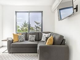 KRP - Luxury 7 B R Villa Whitehouse Jamaica