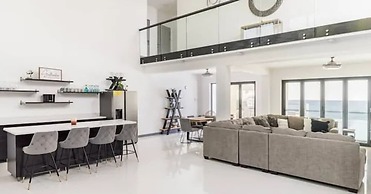 KRP - Luxury 7 B R Villa Whitehouse Jamaica