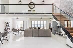 KRP - Luxury 7 B R Villa Whitehouse Jamaica