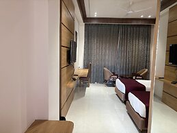 Nirvana Grand Hotel & Resort