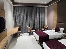 Nirvana Grand Hotel & Resort