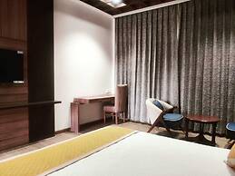 Nirvana Grand Hotel & Resort