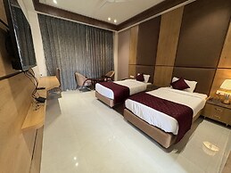 Nirvana Grand Hotel & Resort