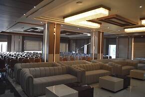 Nirvana Grand Hotel & Resort