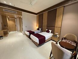 Nirvana Grand Hotel & Resort