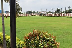 Nirvana Grand Hotel & Resort