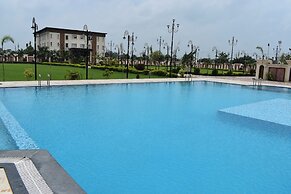 Nirvana Grand Hotel & Resort
