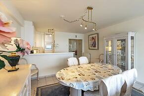 Apartment in Blankenberge With Terrace