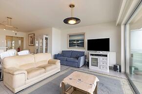 Apartment in Blankenberge With Terrace