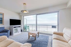 Apartment in Blankenberge With Terrace
