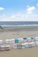 Apartment in Blankenberge With Terrace