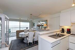 Apartment in Blankenberge With Terrace