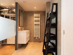 Central Apartment in Ostend Near Beach