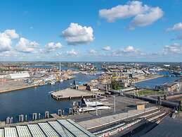Central Apartment in Ostend Near Beach