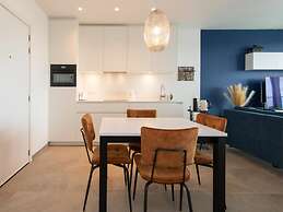Central Apartment in Ostend Near Beach
