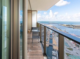 Central Apartment in Ostend Near Beach