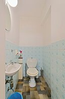 Apartment With 2 Rooms and Terrace