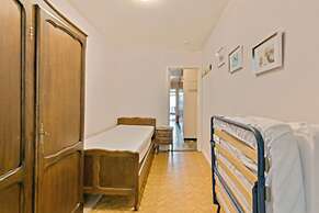 Apartment With 2 Rooms and Terrace