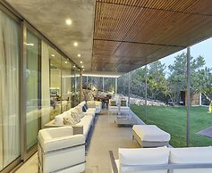 Luxury Villa With sea and Sunsets Views